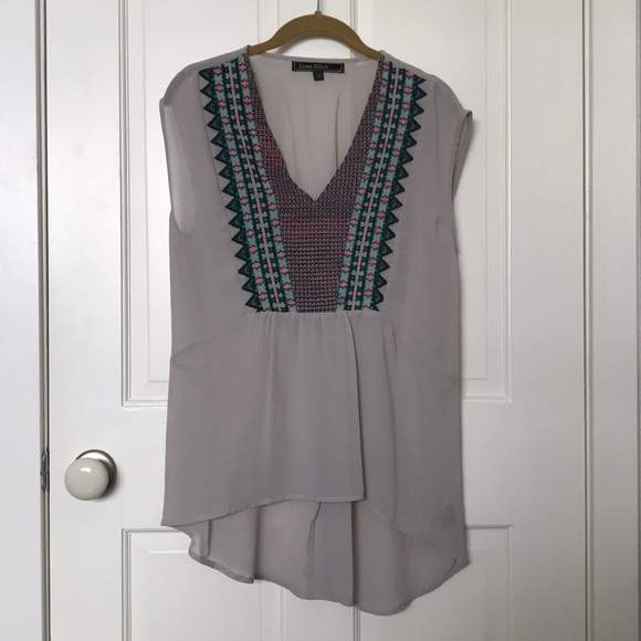 Embroidery Blouse - Picture 1 of 4